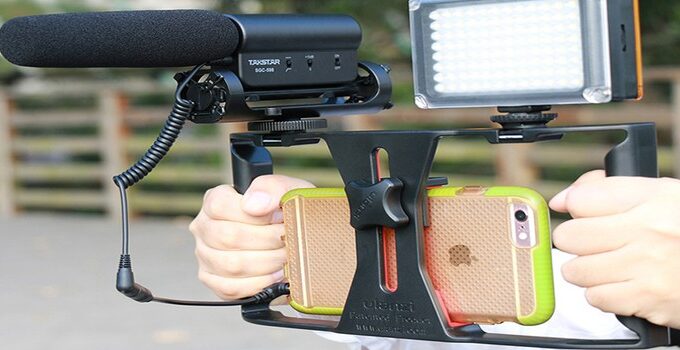 9 Best Microphones for Smartphone Filmmaking 2022 – [Latest Guide]