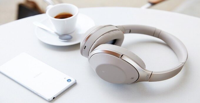 10 Best Noise Cancelling Headphones Under 300$ 2023 – Top Picks