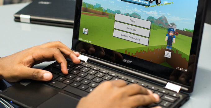 7 Best Laptop For Minecraft Under $300 2023 – Reviews