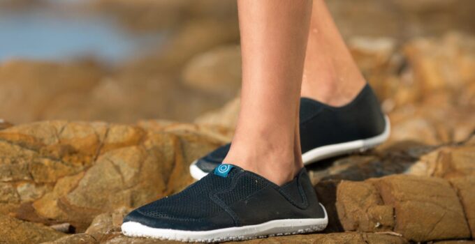 7 Best Water Shoes Good for Your Feet – 2023 Guide