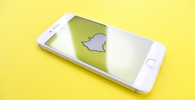 The Best Apps for Catching Cheaters on Snapchat – Find out If Your Partner Having an Affair
